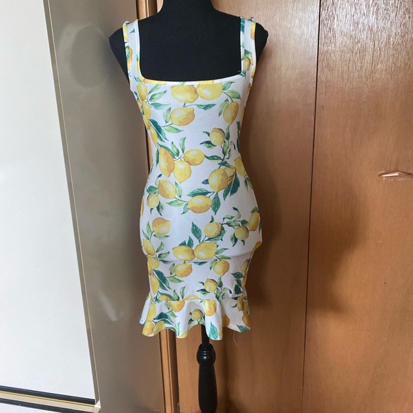 Summer lemon Missguided dress - Picture 1 of 11